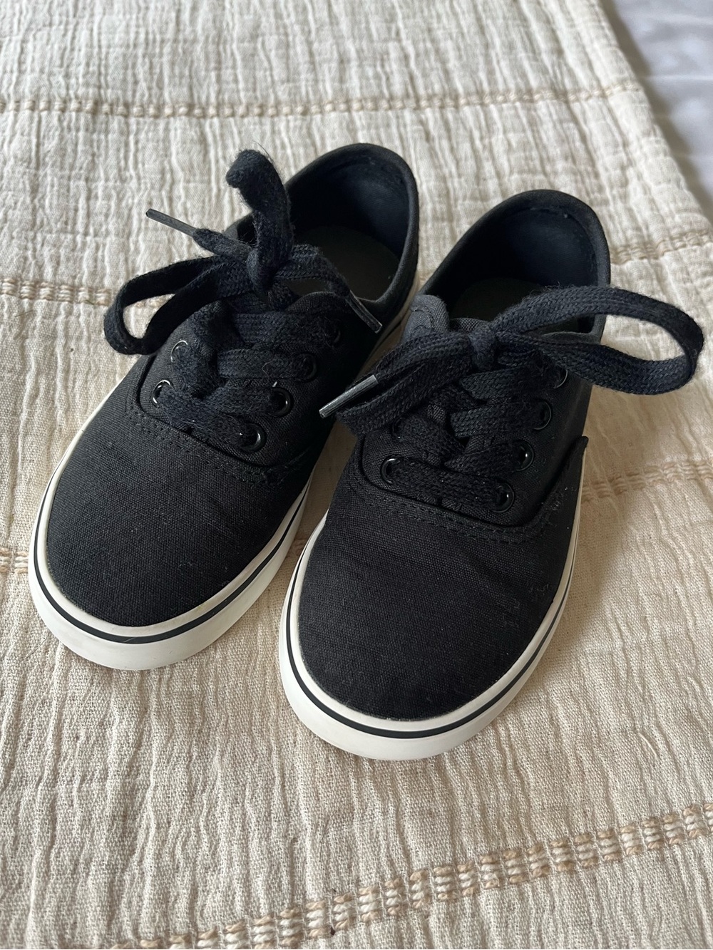 Kids Casual Sneakers